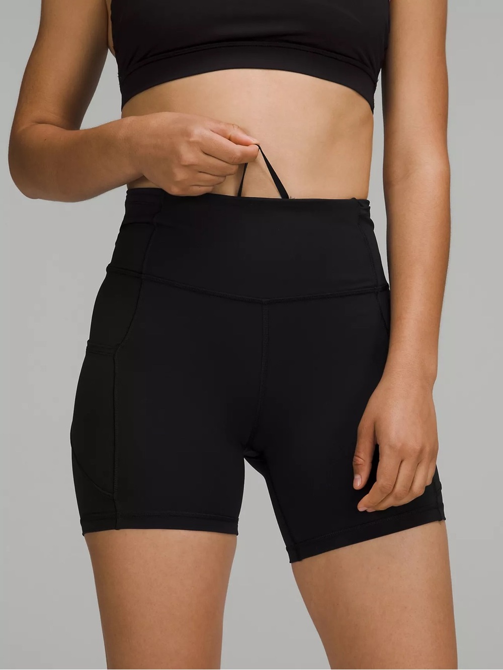Lululemon Fast and Free High-Rise Short 6" Pockets Sz 6 Black - Picture 4 of 9